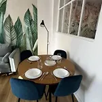Gajowa Apartment *