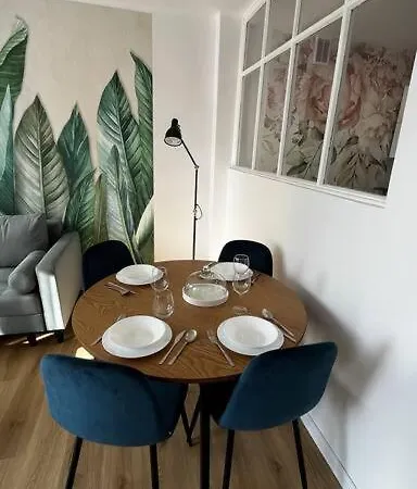 Gajowa Apartment *